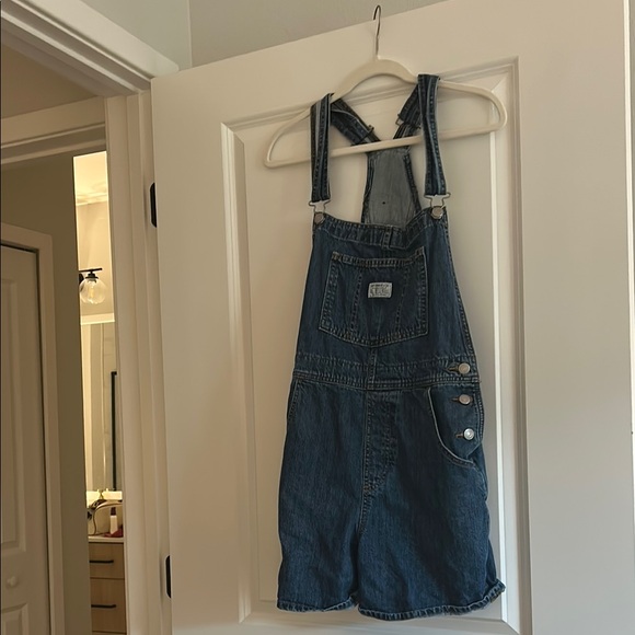 Levi's Classic Denim Overalls - Picture 1 of 2